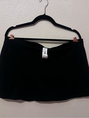 Fabletics Black Women's Active Mini Skort